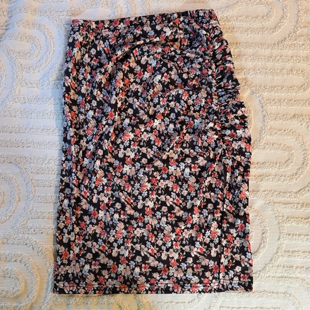 SHEIN Black Floral Midi Skirt